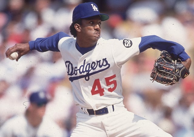 pedro-martinez-los-angeles-dodgers.jpg